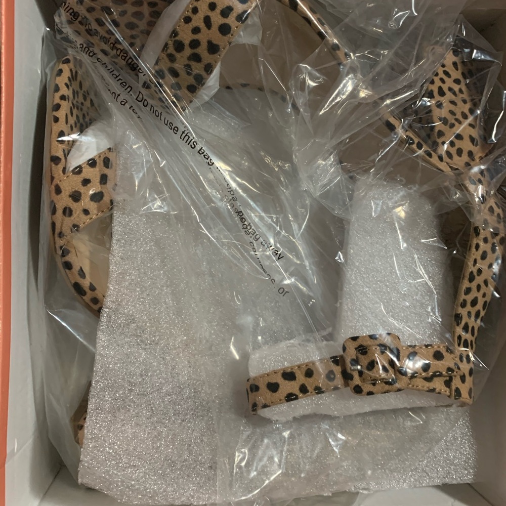 Cheetah velour polka dots chunky heel sandals - Picture 5 of 7